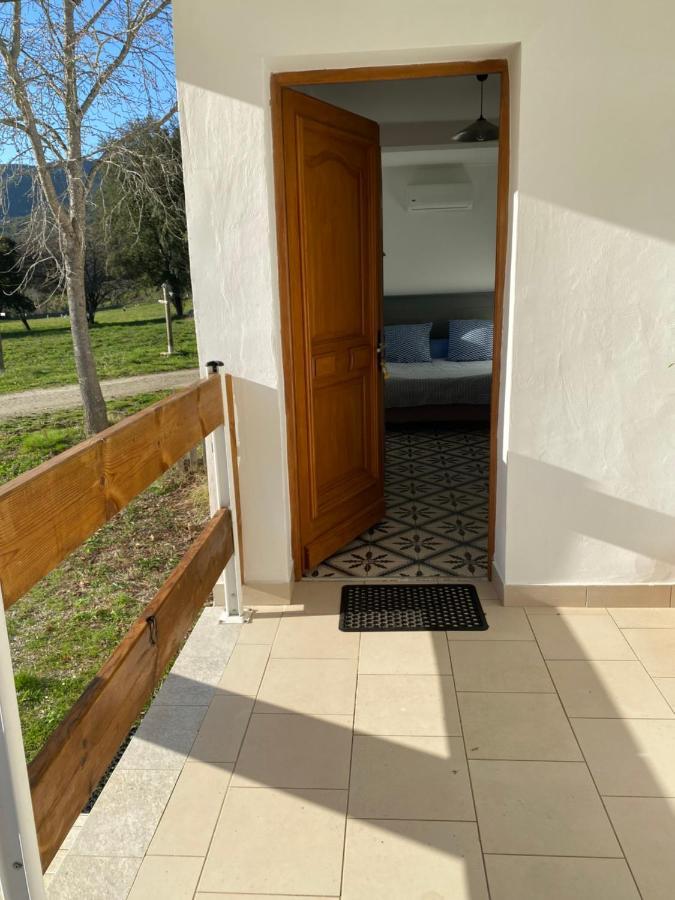 Ernella Hotel Aléria Buitenkant foto